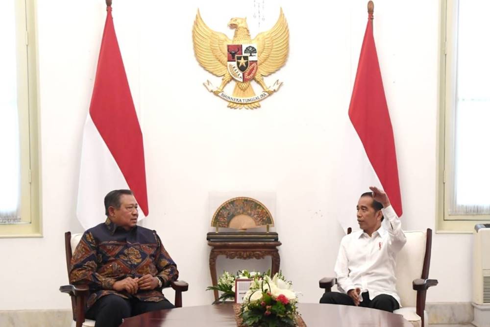 Perbandingan Jejak Ekonomi dan Politik Luar Negeri Jokowi - SBY